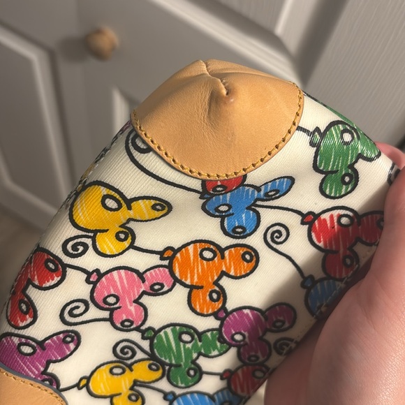 Dooney&Bourke Disney rare rainbow ballon pouch - Picture 5 of 9